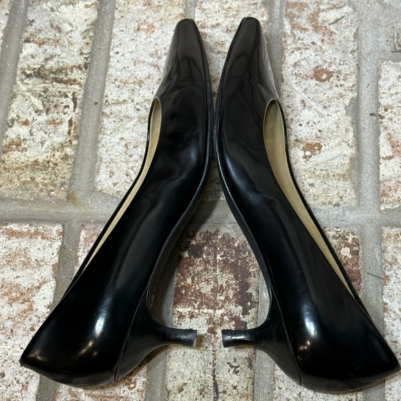 Coach Black Patent Leather Kitten Heels Pointed Toe Size 8 Worn Twice Like New - Picture 4 of 9